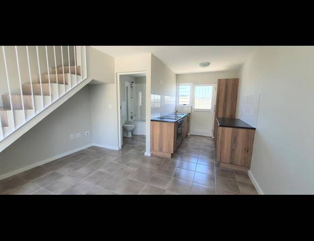 2 BEDROOM PROPERTY TO RENT IN RIVERGATE